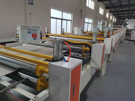 خط إنتاج الكرتون المموج ذو الأربع طبقات من Gerun 1400 Type 1400mm