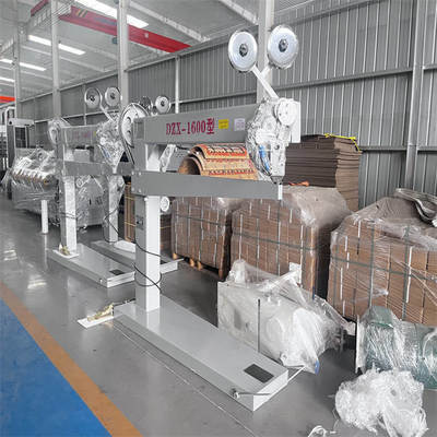 الكرتون ذو السعة العالية السرعة القصوى للمسامير 250 مسامير / دقيقة للإنتاج الكبير