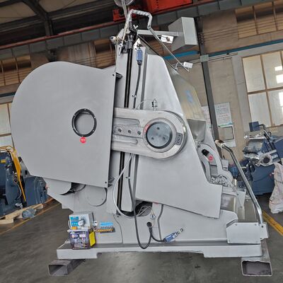 آلة القطع اليدوية للوحة الكرتونية المقطعة بمصدر طاقة كهربائي توفر الأداء وقطع التعبئة والتغليف الدقيق