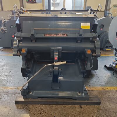 اليدوي القطع المقطوعة كريستين الكرتون المموجة القطع المقطوعة مع لوحة امتصاص كهربائية الفرامل المقبض المثالي صنع الكرتون