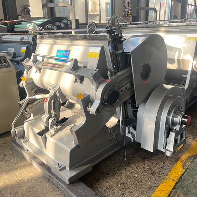 آلة القطع المقطوعة المقطوعة ذات البعد 5129 4150 2346mm ودقة القطع العالية مثالية للصناعات الصناعية