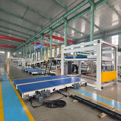 خط إنتاج لوح مموج من 5 طبقات بجهد 380 فولت مناسب لعملية تصنيع مواد التعبئة والتغليف