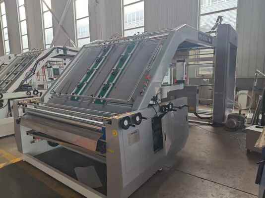 HL1600 السرعة العالية 100pcs/min آلة طلاء النغمة التلقائية للكرتون المموج 1600x1250mm